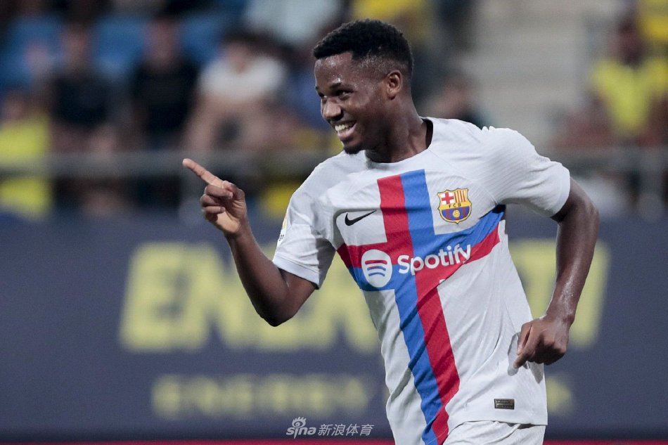 我可以帮你 我可以帮你