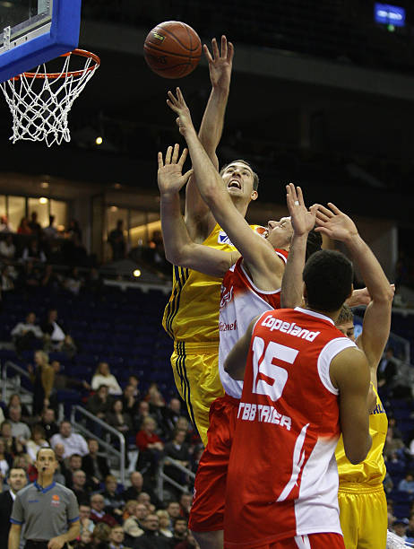 相比而言 相比而言