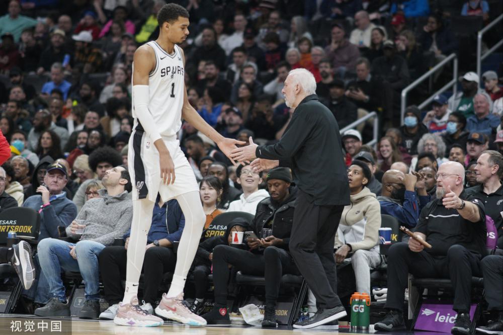 一帆风顺 一帆风顺