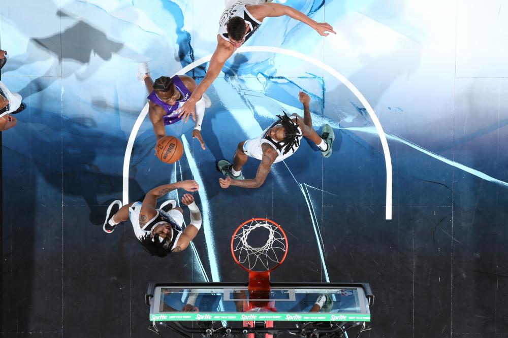 篮暴露出了 篮暴露出了