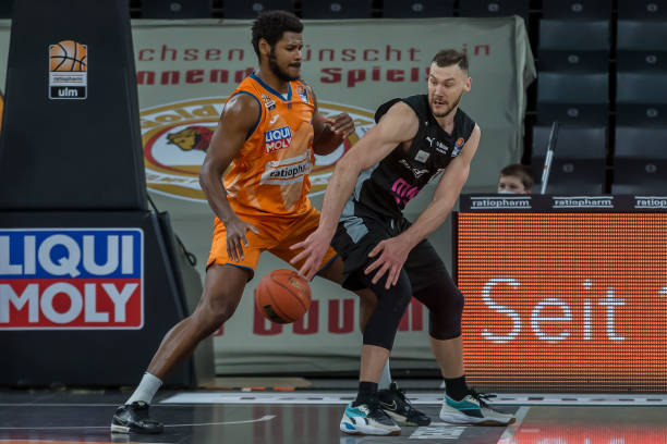 为球队打入 为球队打入